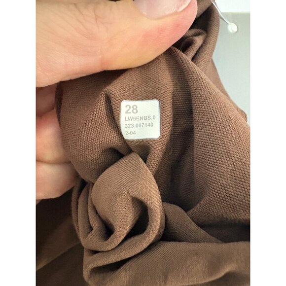 NWT Lululemon Light Utilitech Cargo Pocket High-Rise Pant Java-sz 28 - Picture 10 of 10